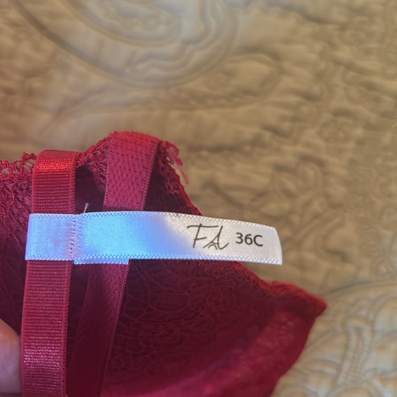 “French Affair” Sexy Bra - Picture 4 of 10